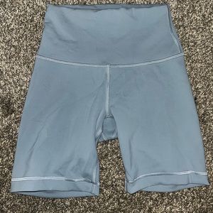 Sky blue wonder train Lulu biker shorts